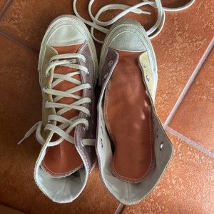 Converse High Tops
